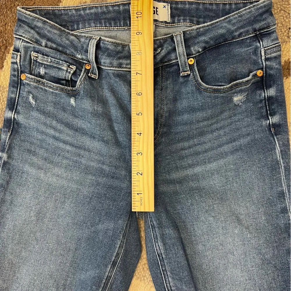 Paige Shelby Adelyn Distressed Jeans Size 27‎